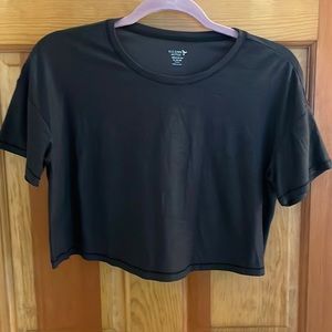Old Navy Active girls crop top size XL 14-16